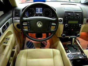 2006 Volkswagen Touareg Pics