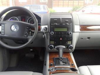 2006 Volkswagen Touareg Pictures