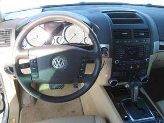 2008 Volkswagen Touareg Photos