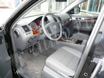 2008 Volkswagen Touareg Images