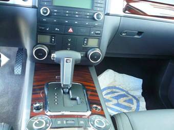 2008 Volkswagen Touareg Photos