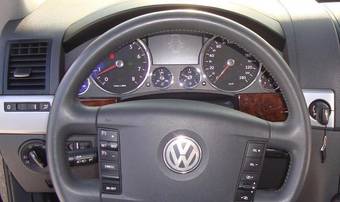 2008 Volkswagen Touareg Pictures