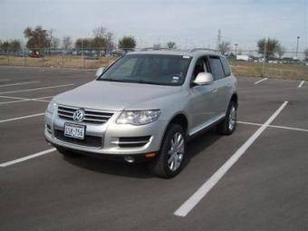 2008 Volkswagen Touareg Images