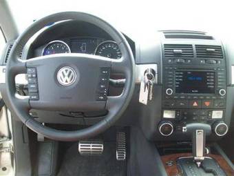 2008 Volkswagen Touareg Pictures