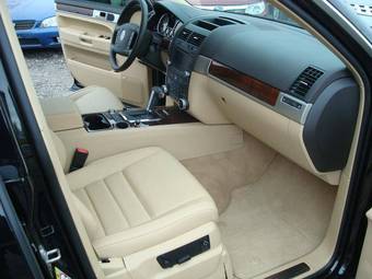2008 Volkswagen Touareg Photos