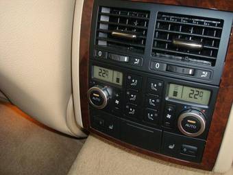 2008 Volkswagen Touareg Pictures