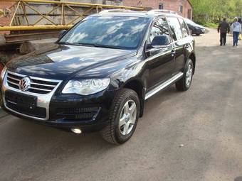 2008 Volkswagen Touareg Pictures