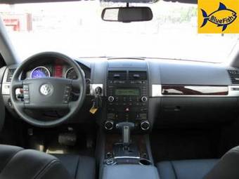 2008 Volkswagen Touareg Pictures