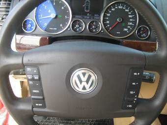 2008 Volkswagen Touareg Pictures