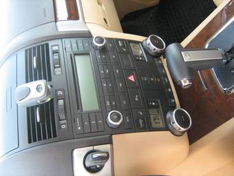 2008 Volkswagen Touareg Pictures