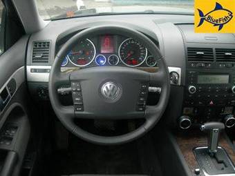 2008 Volkswagen Touareg Photos