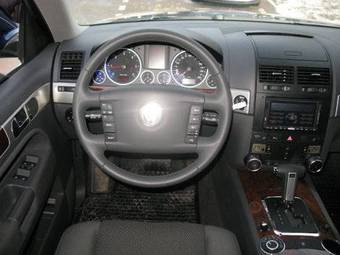 2008 Volkswagen Touareg Photos