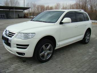 2008 Volkswagen Touareg Photos