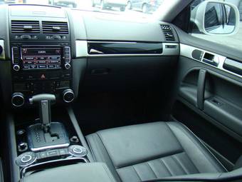 2008 Volkswagen Touareg Photos