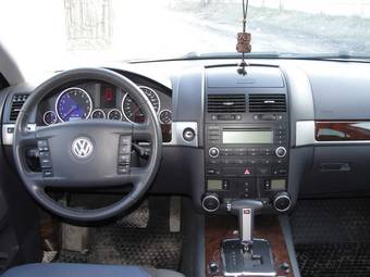 2008 Volkswagen Touareg Photos