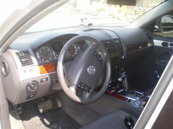 2008 Volkswagen Touareg Photos