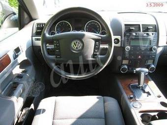 2009 Volkswagen Touareg Photos