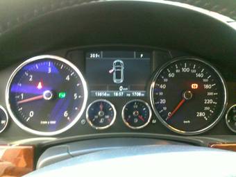 2009 Volkswagen Touareg Photos