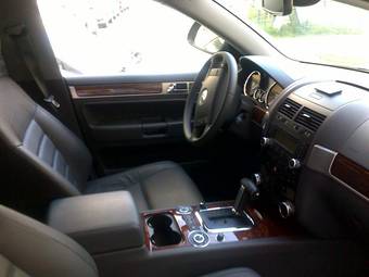 2009 Volkswagen Touareg Photos