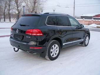 2010 Volkswagen Touareg Pictures