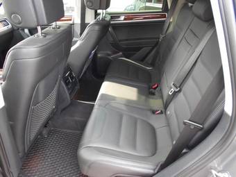 2010 Volkswagen Touareg Pictures