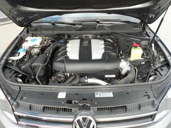 2010 Volkswagen Touareg Wallpapers