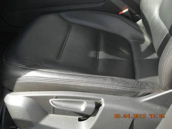 2010 Volkswagen Touareg Images