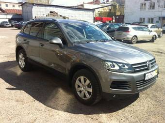2010 Volkswagen Touareg Pictures