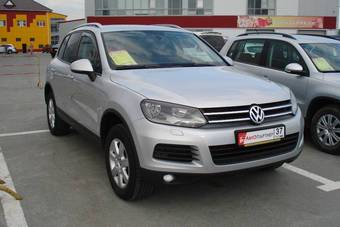 2010 Volkswagen Touareg Pictures