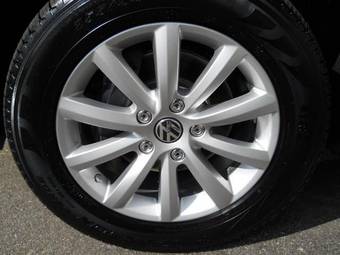 2011 Volkswagen Touareg Images