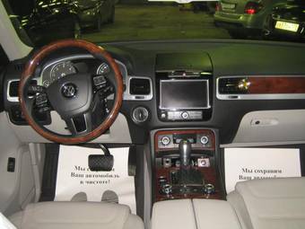 2011 Volkswagen Touareg For Sale