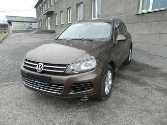 2011 Volkswagen Touareg Photos