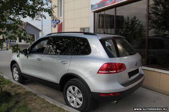 2011 Volkswagen Touareg Photos