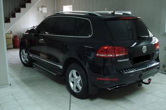 2011 Volkswagen Touareg Photos