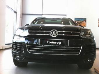 2012 Volkswagen Touareg Photos