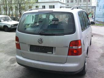 2003 Volkswagen Touran Photos