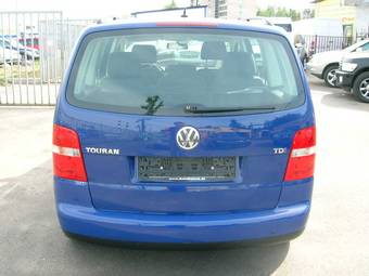 2004 Volkswagen Touran Pictures