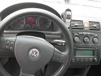 2005 Volkswagen Touran Images
