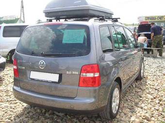 2005 Volkswagen Touran Photos
