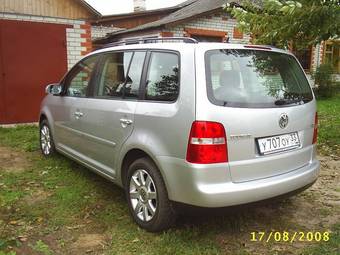 2005 Volkswagen Touran Photos