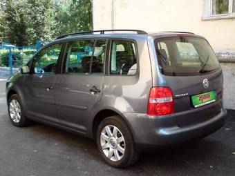 2005 Volkswagen Touran Photos