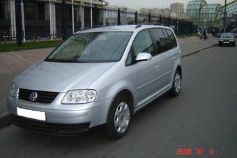 2005 Volkswagen Touran Photos