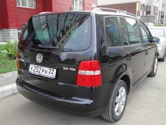 2005 Volkswagen Touran Photos