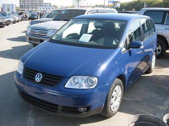 2006 Volkswagen Touran Photos