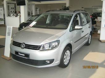 2012 Volkswagen Touran Pictures