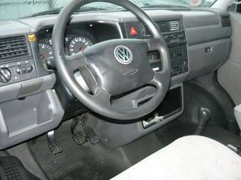 2002 Volkswagen Transporter Photos