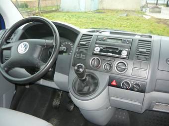 2004 Volkswagen Transporter Photos