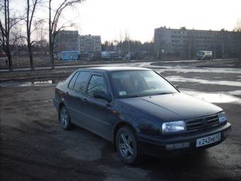 1993 Volkswagen Vento Pictures