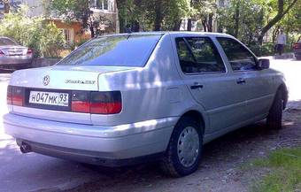 1995 Volkswagen Vento Photos