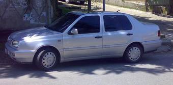 1995 Volkswagen Vento Pictures